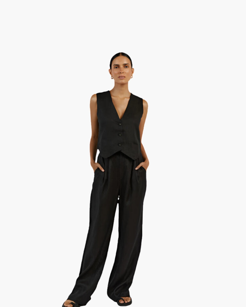 Queenstown Linen Two-Piece Set - Black